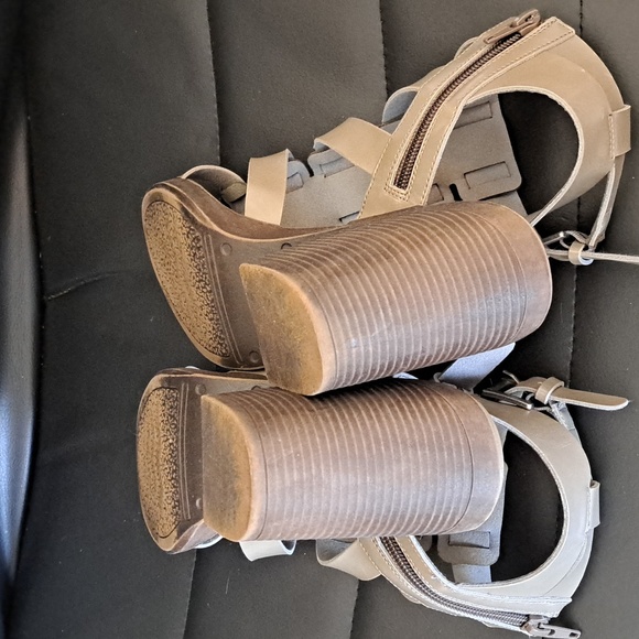 Rampage Sandals👡 - Picture 7 of 7